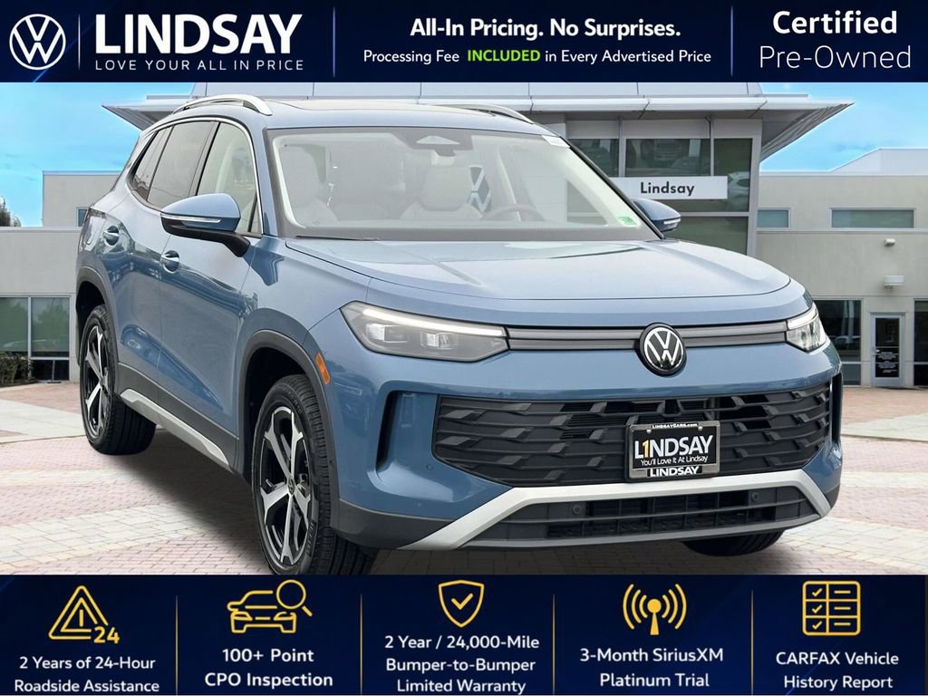 Used 2025 Volkswagen Tiguan SE AWD/4WD image 1