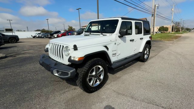 Used 2018 Jeep Wrangler Unlimited Sahara AWD/4WD image 4