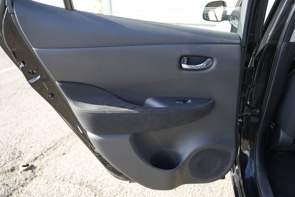 Used 2017 Nissan Leaf S w/ Charge Package FWD image 24
