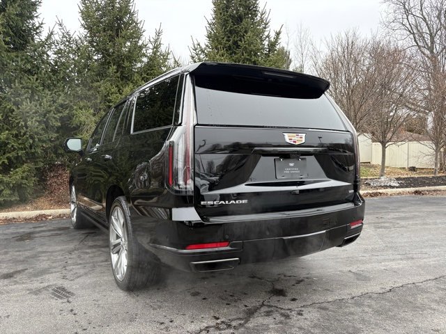 Used 2025 Cadillac Escalade Sport w/ Touring Package image 3