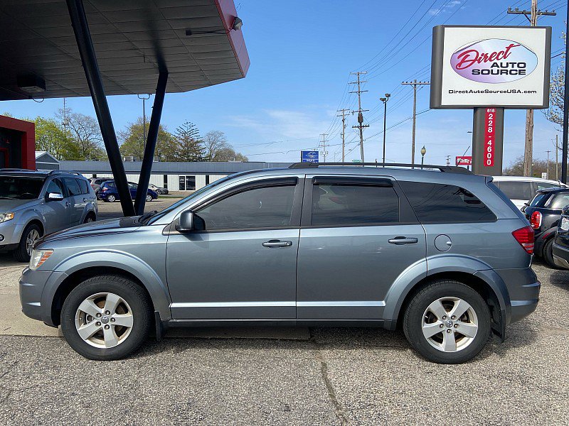 Used 2010 Dodge Journey SXT w/ Flexible Seating Group
