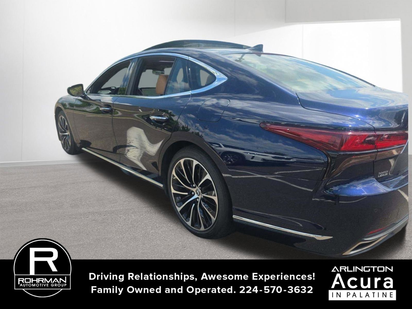 Used 2023 Lexus LS 500 AWD w/ Luxury Package image 2