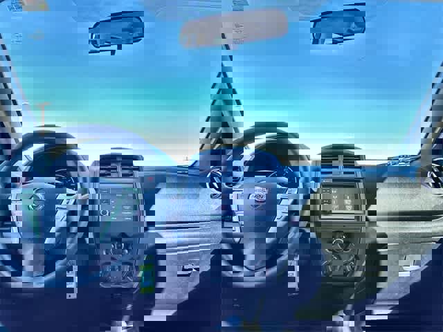 Used 2019 Nissan Versa S Plus image 28