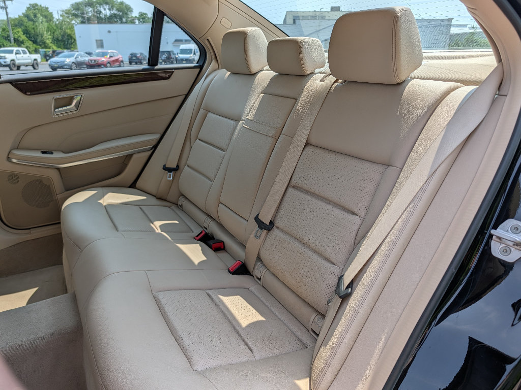 Used 2015 Mercedes-Benz E 350 4MATIC Sedan w/ Premium 1 Package image 18