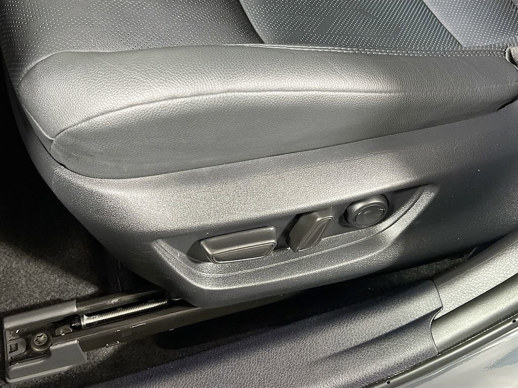 Certified 2025 Toyota Camry XSE FWD image 18