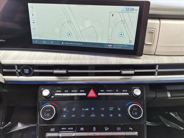 Used 2025 Hyundai Santa Fe Calligraphy AWD/4WD image 14