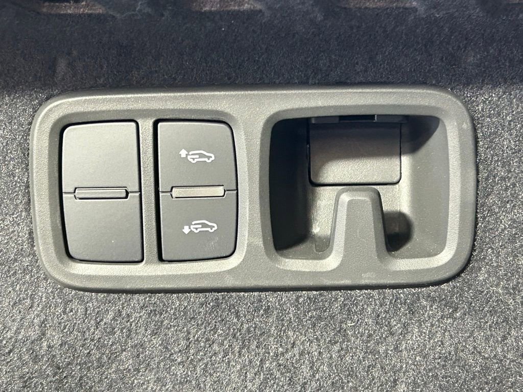 Used 2020 Audi SQ8 Prestige w/ Prestige Package image 15