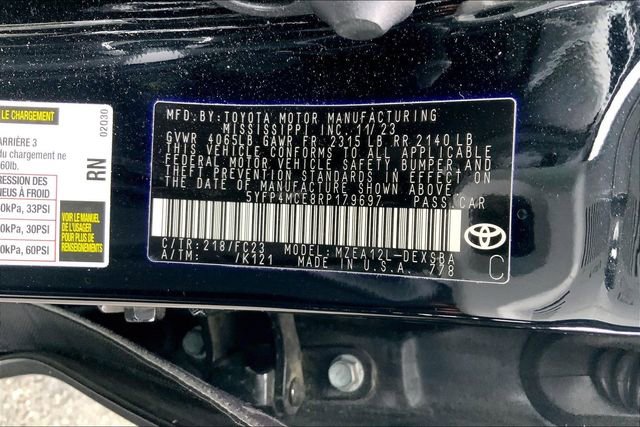 Used 2024 Toyota Corolla SE w/ SE Premium Package image 4