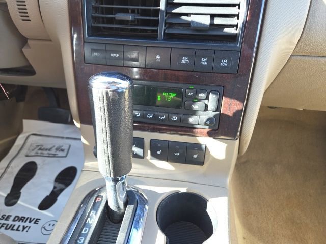 Used 2008 Ford Explorer Limited image 24