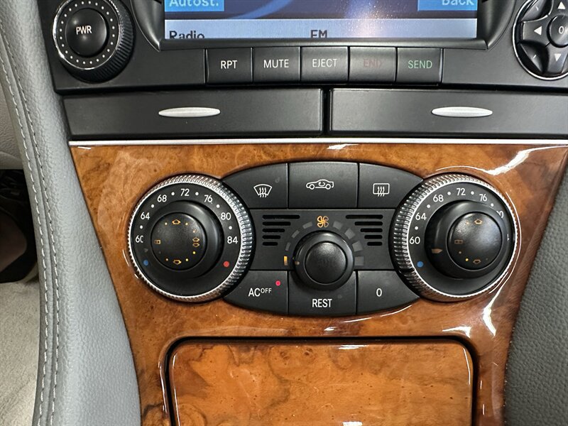 Used 2005 Mercedes-Benz SL 500 w/ AMG Sport Pkg image 36