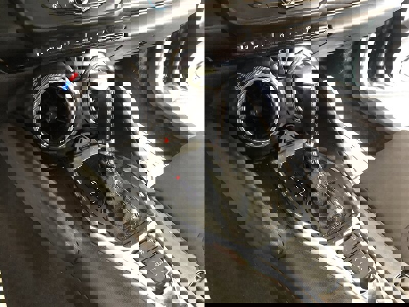 Used 2020 Chevrolet Camaro LT image 12