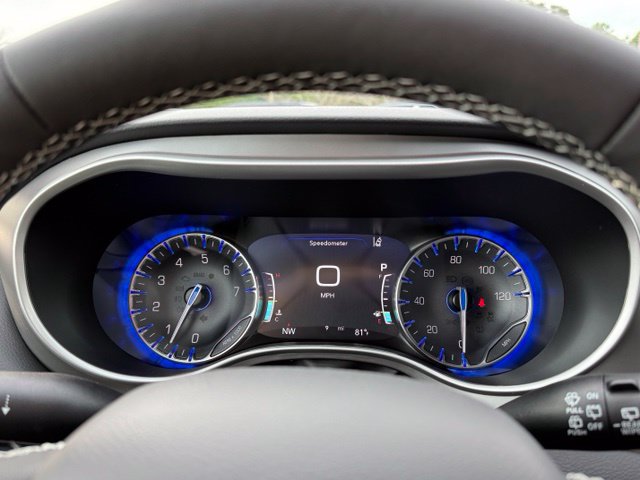 New 2027 Chrysler Pacifica LX FWD image 17