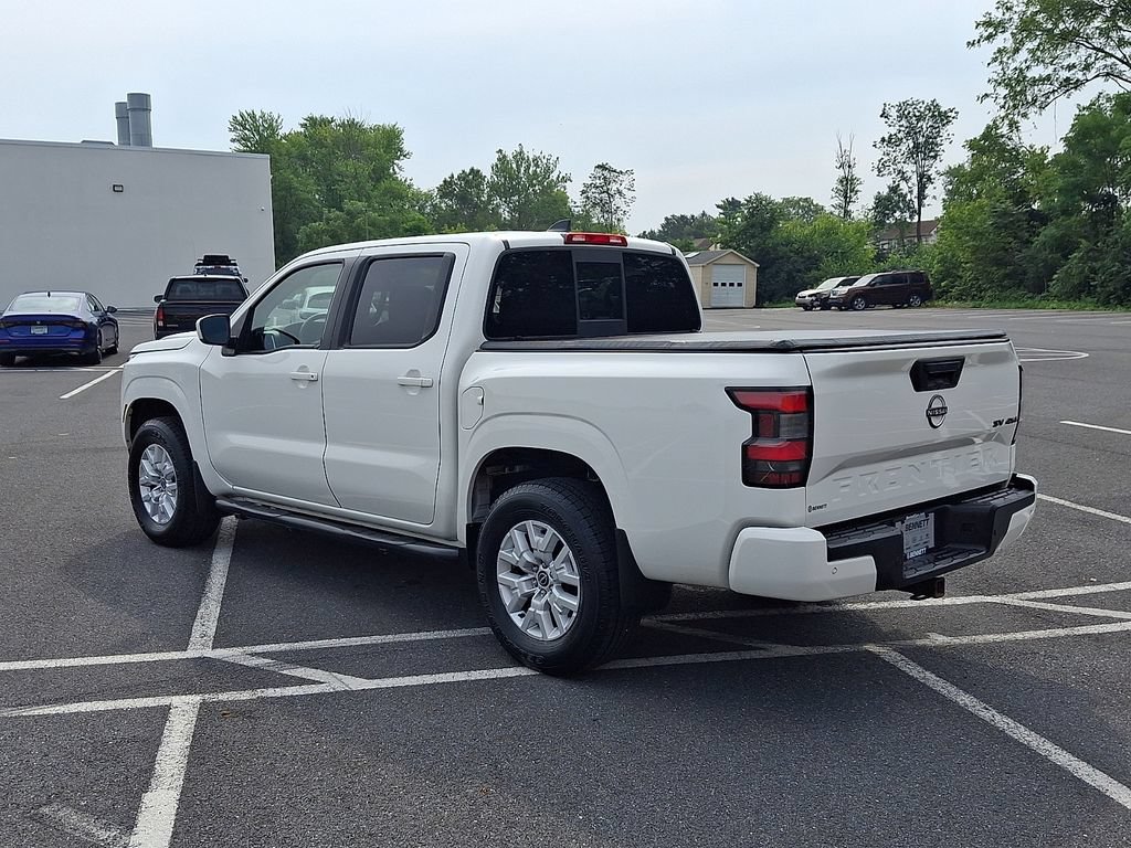 Used 2022 Nissan Frontier SV w/ Technology Package AWD/4WD image 4