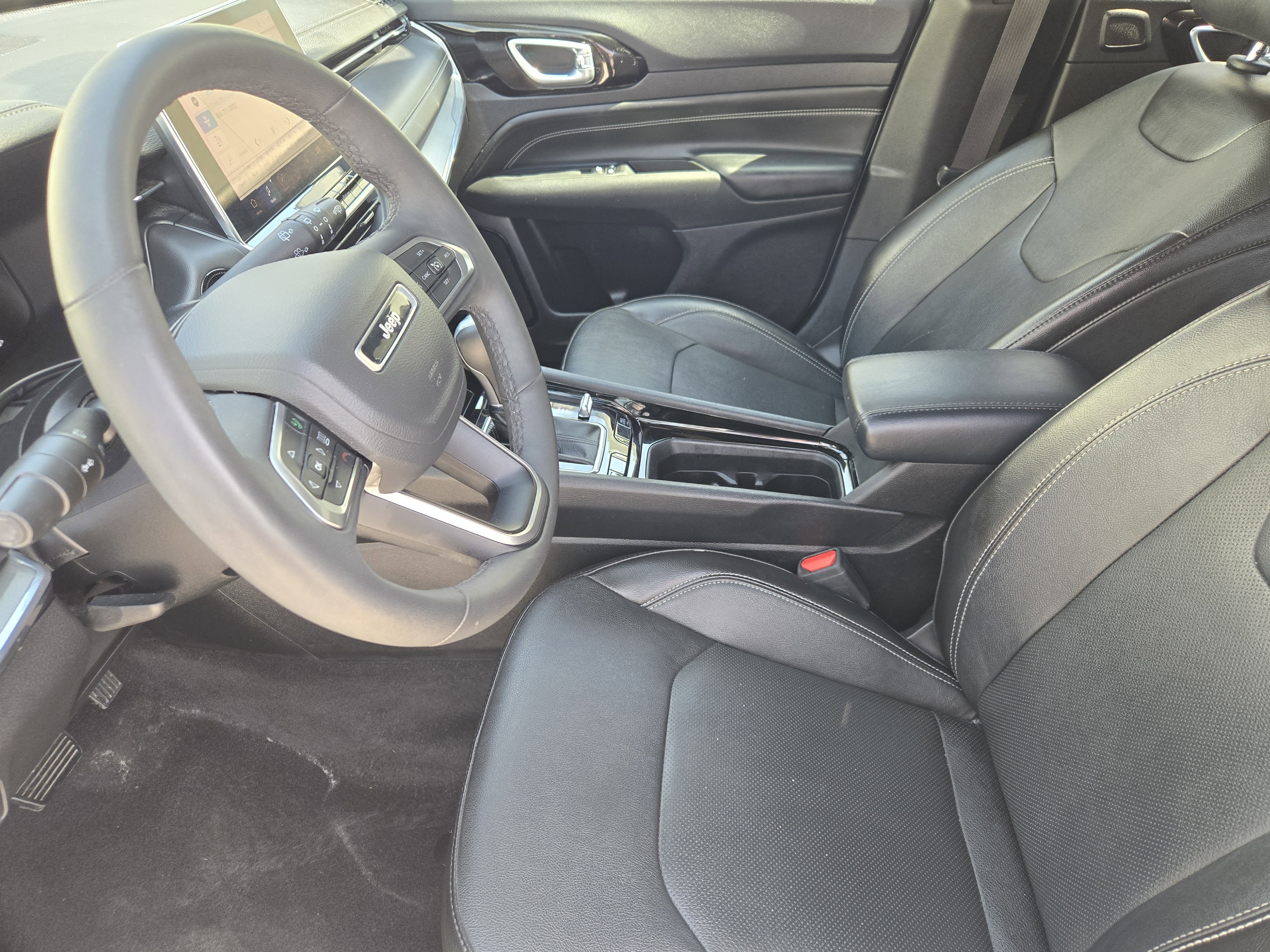 Used 2023 Jeep Compass High Altitude AWD/4WD image 16
