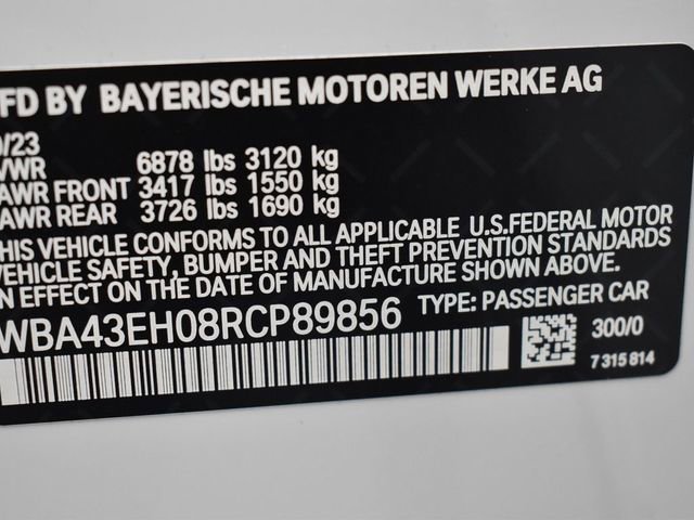 Certified 2024 BMW 750e xDrive w/ Executive Package AWD/4WD image 31