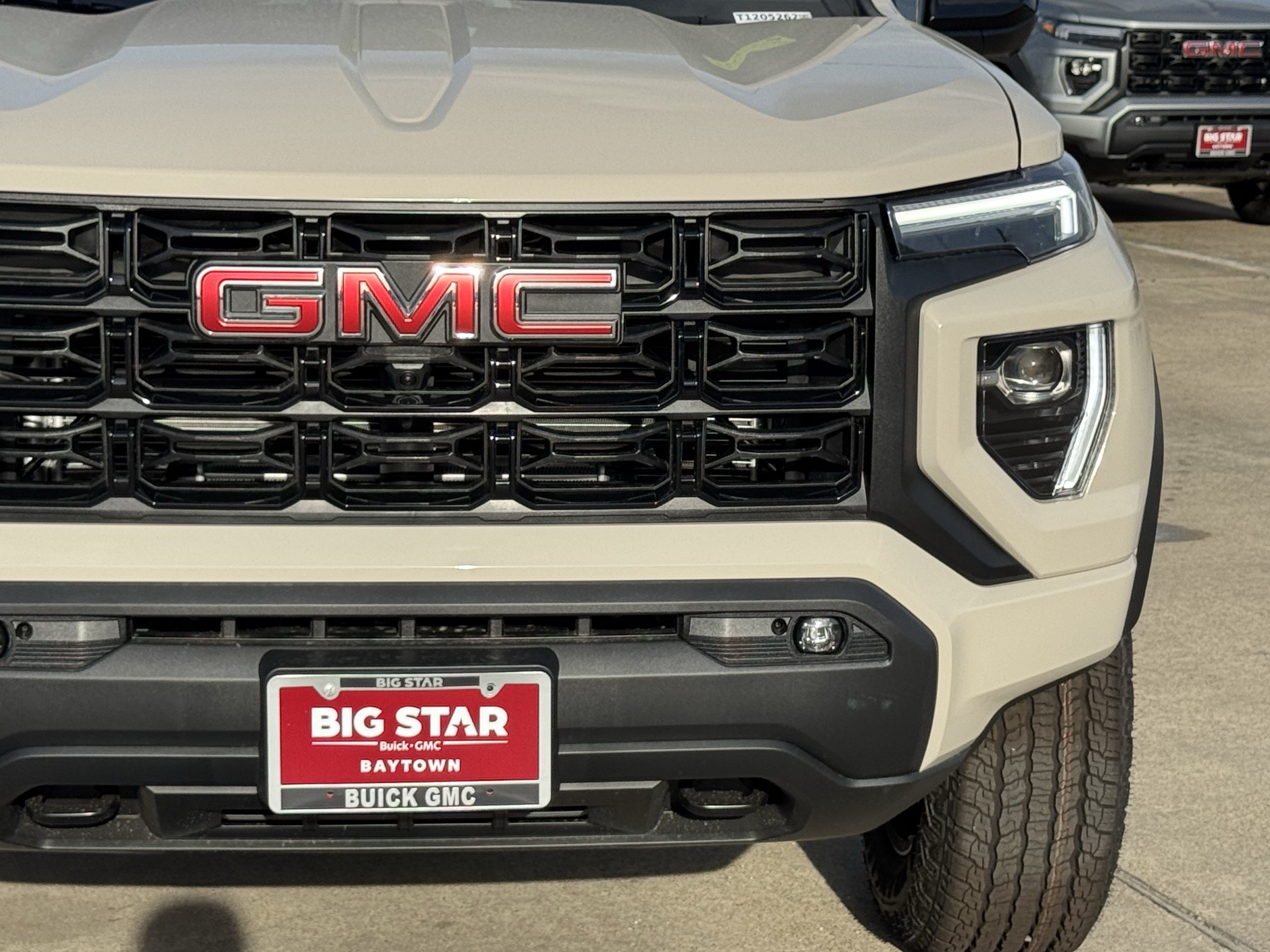 New 2026 GMC Canyon Elevation w/ Convenience Package RWD image 5