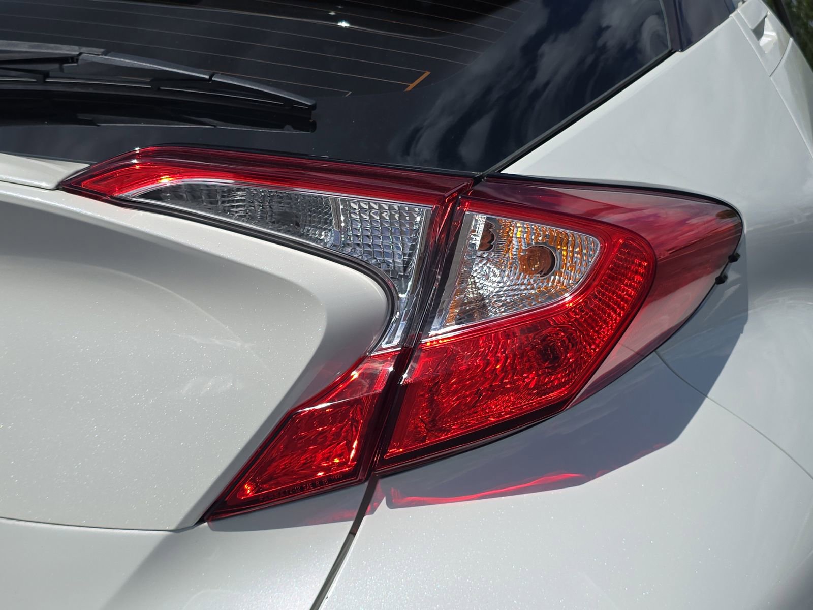 Used 2021 Toyota C-HR LE image 7