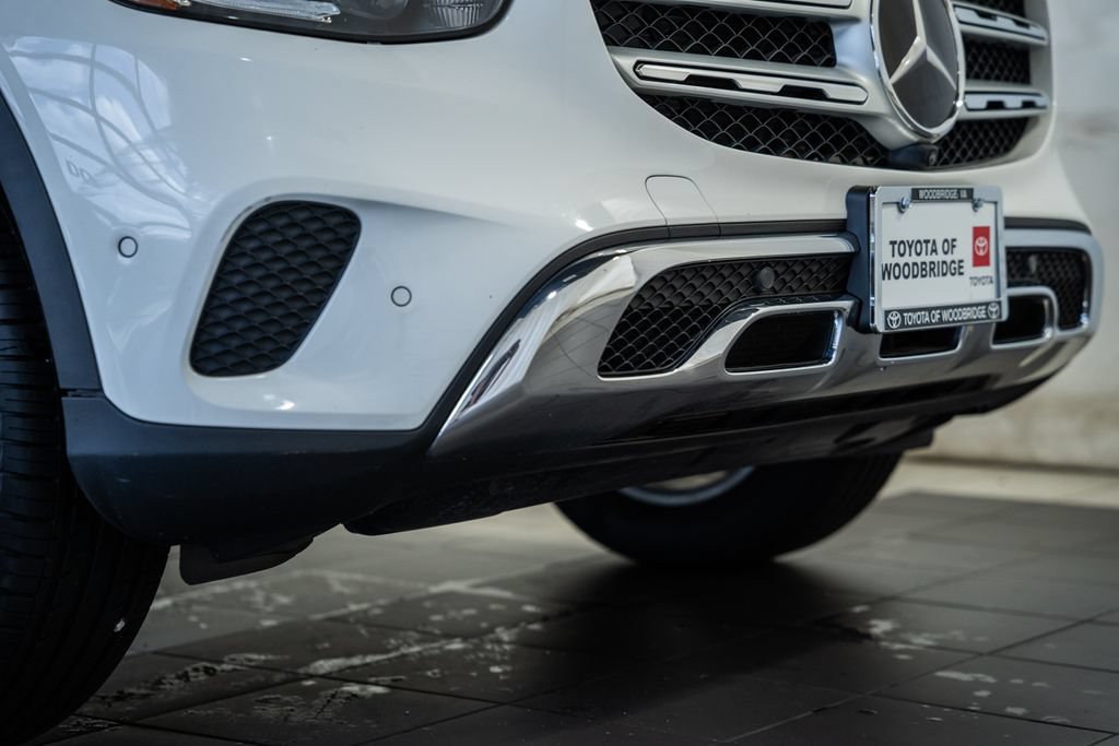 Used 2021 Mercedes-Benz GLC 300 4MATIC w/ Driver Assistance Package image 13
