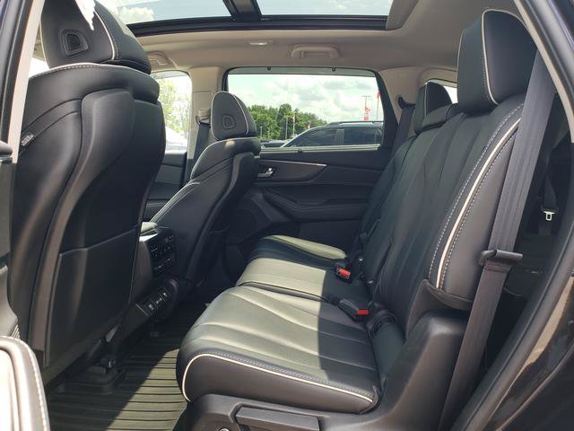 Used 2024 Acura MDX w/ Advance Package AWD/4WD image 12