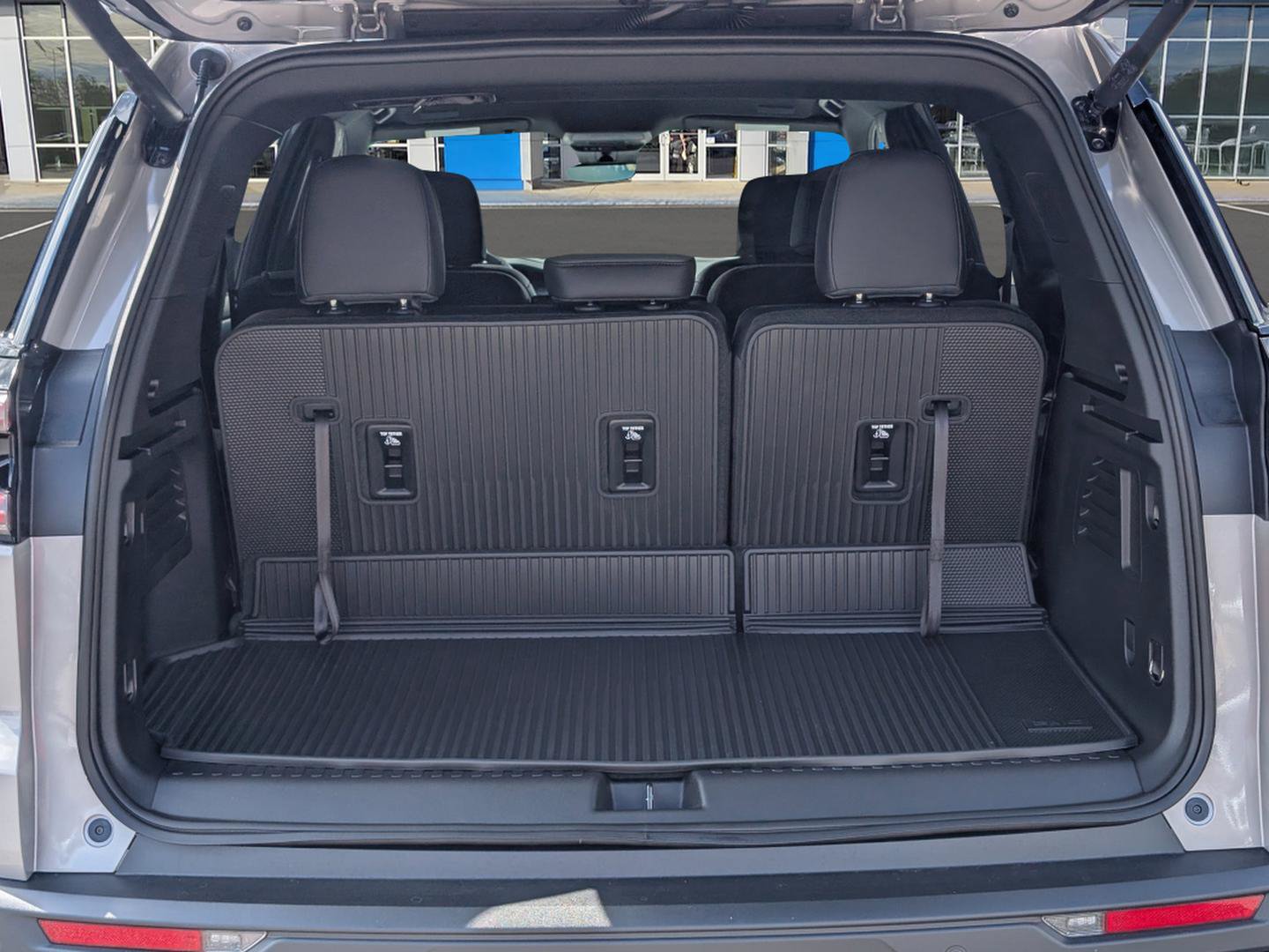 New 2026 GMC Acadia AT4 w/ LPO, Floor Liner Package AWD/4WD image 40