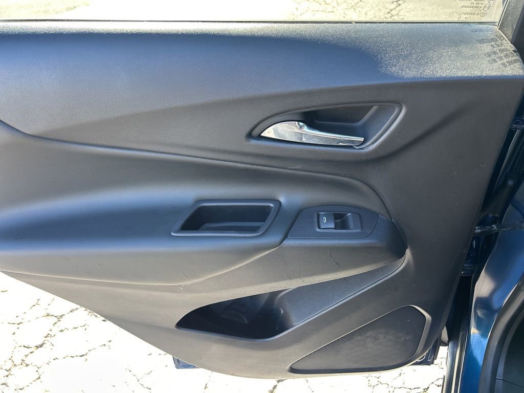 Used 2020 Chevrolet Equinox LT image 39