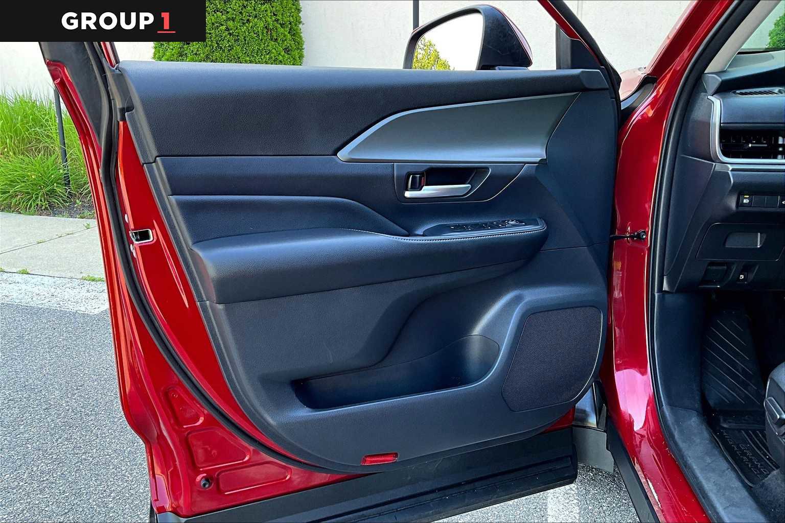 Used 2024 Toyota Grand Highlander XLE image 42