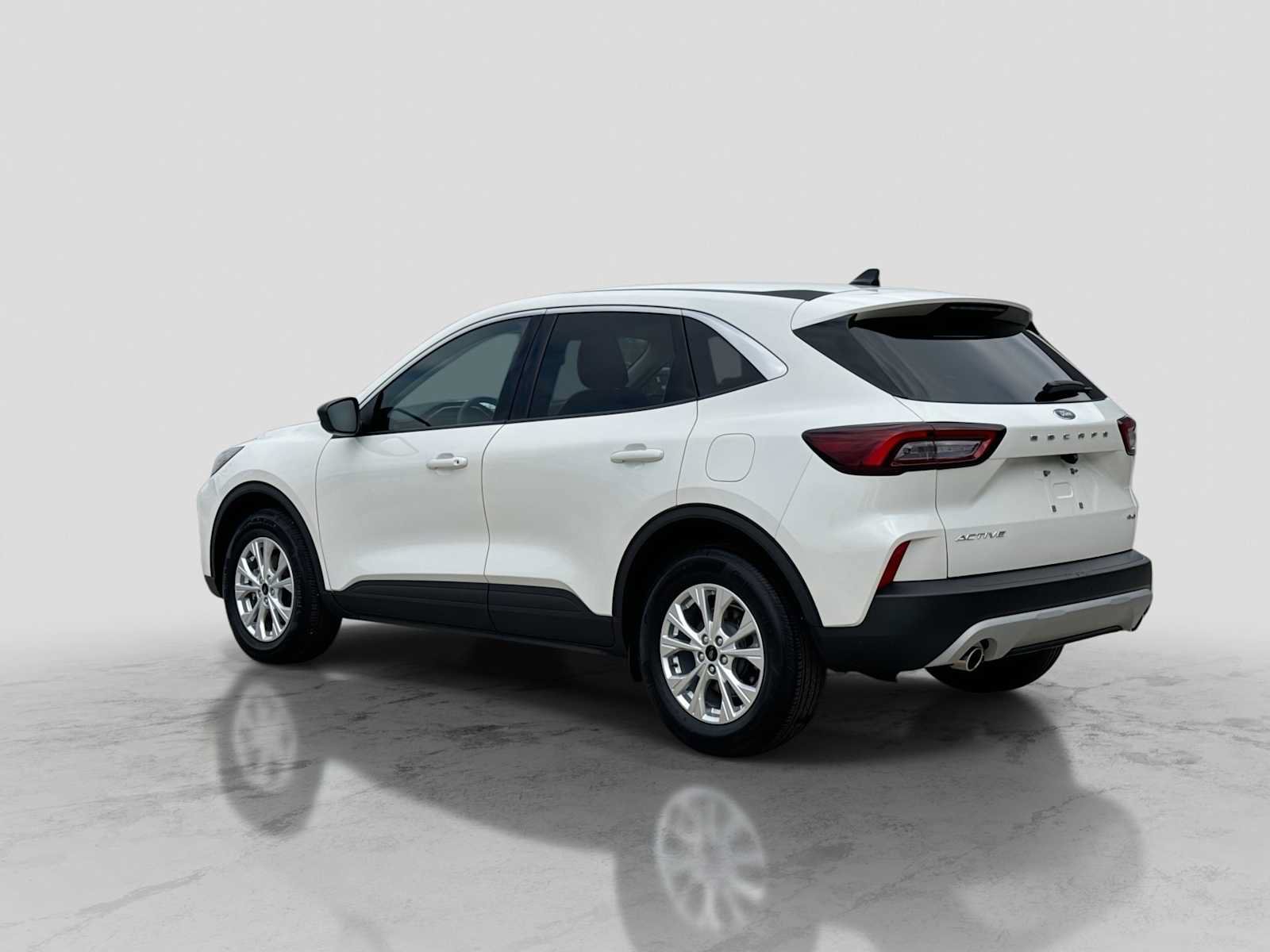 Used 2023 Ford Escape Active AWD/4WD image 4