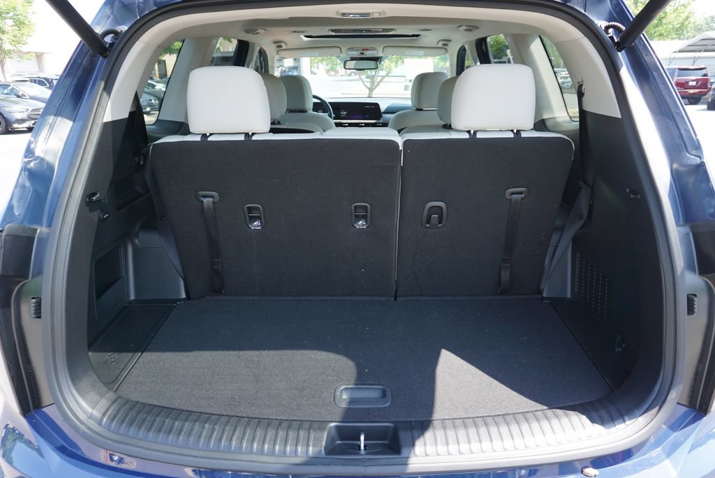 Used 2025 Kia Telluride EX w/ EX Captain's Chair Package FWD image 20