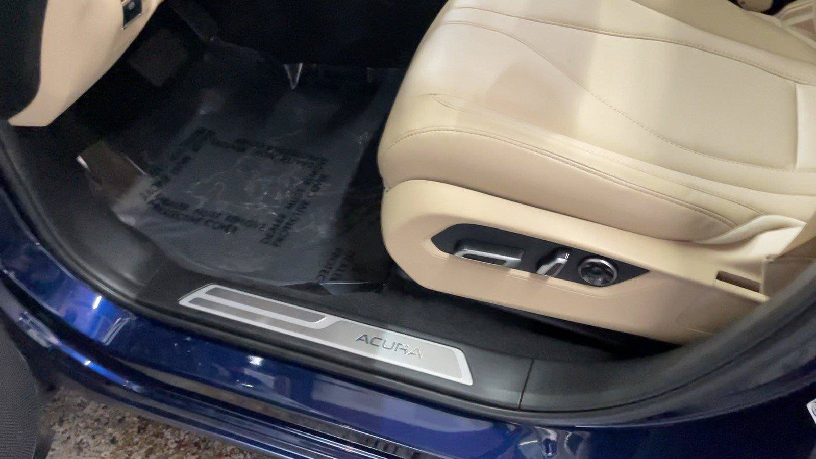 Used 2024 Acura RDX SH-AWD image 33