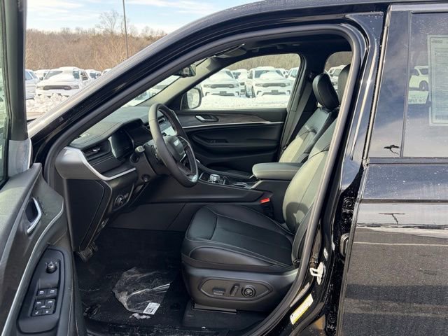 New 2026 Jeep Grand Cherokee Limited AWD/4WD image 17
