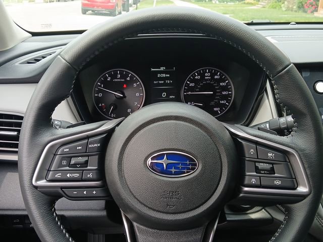 Used 2025 Subaru Outback Premium image 10
