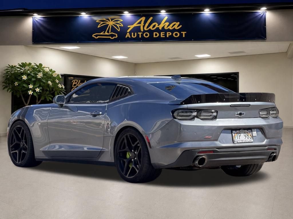 Used 2019 Chevrolet Camaro SS RWD image 3
