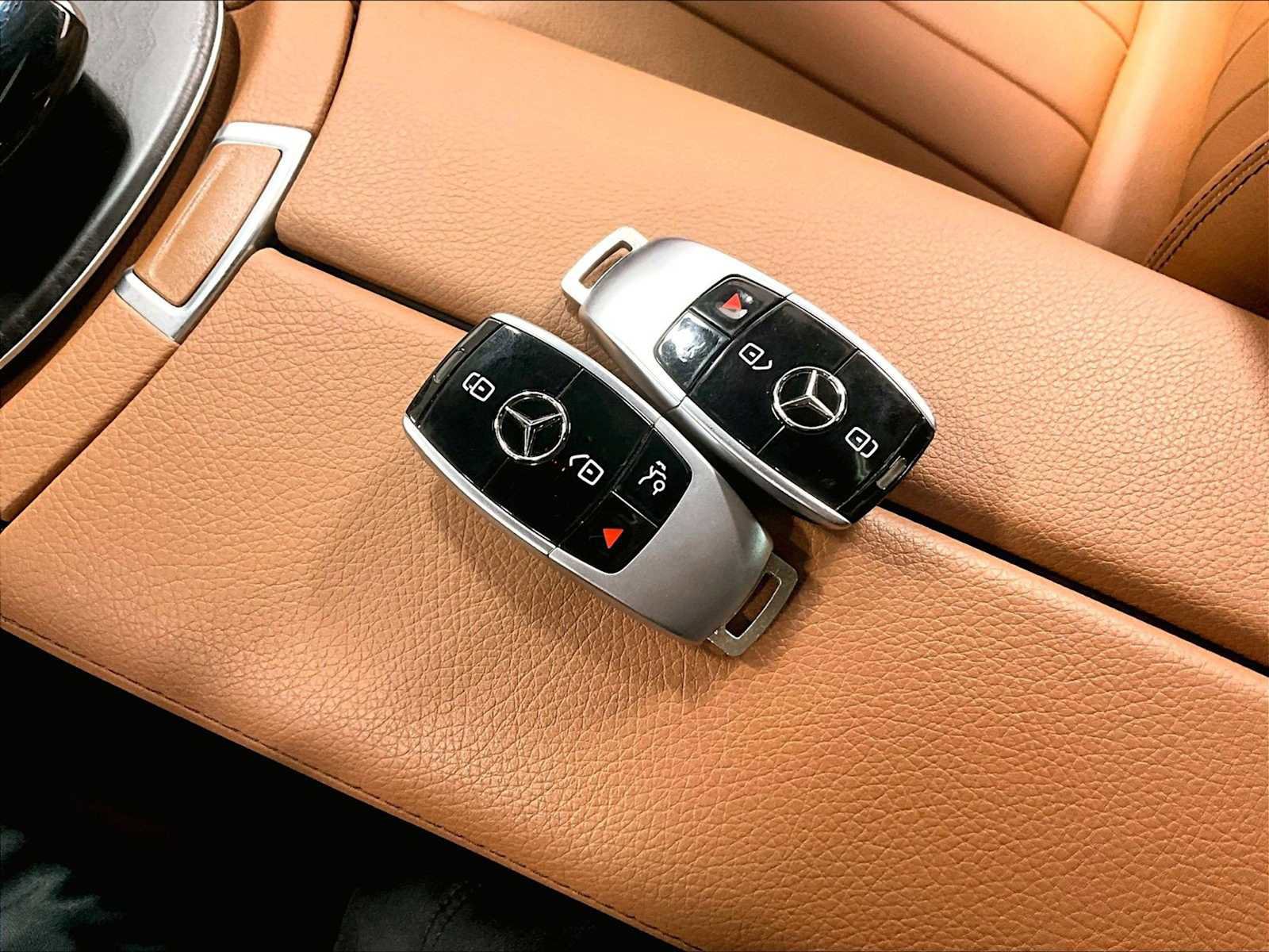 Used 2020 Mercedes-Benz E 450 Coupe image 37