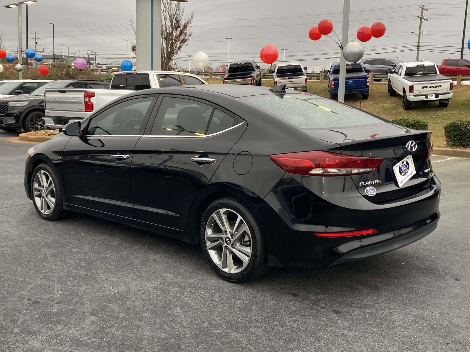 Used 2017 Hyundai Elantra Limited w/ Limited Ultimate Package 05 image 4