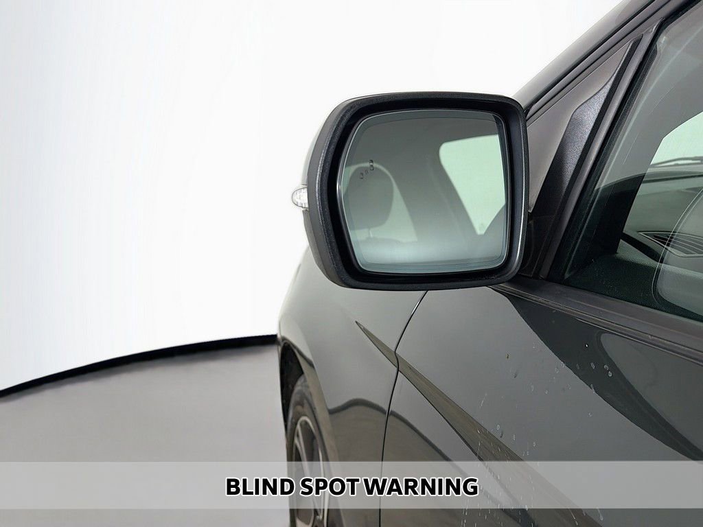 Used 2022 Ford Edge ST w/ Equipment Group 401A image 5