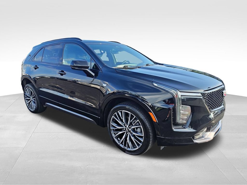 Used 2024 Cadillac XT4 Sport w/ Technology Package AWD/4WD image 7