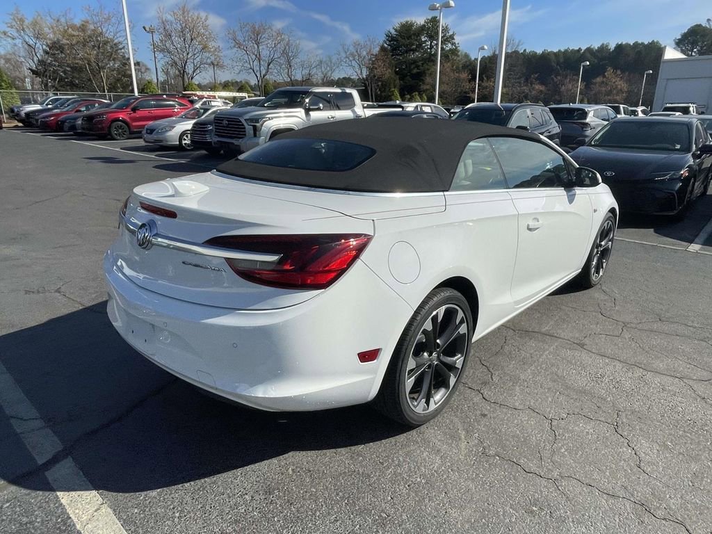 Used 2019 Buick Cascada Premium image 10