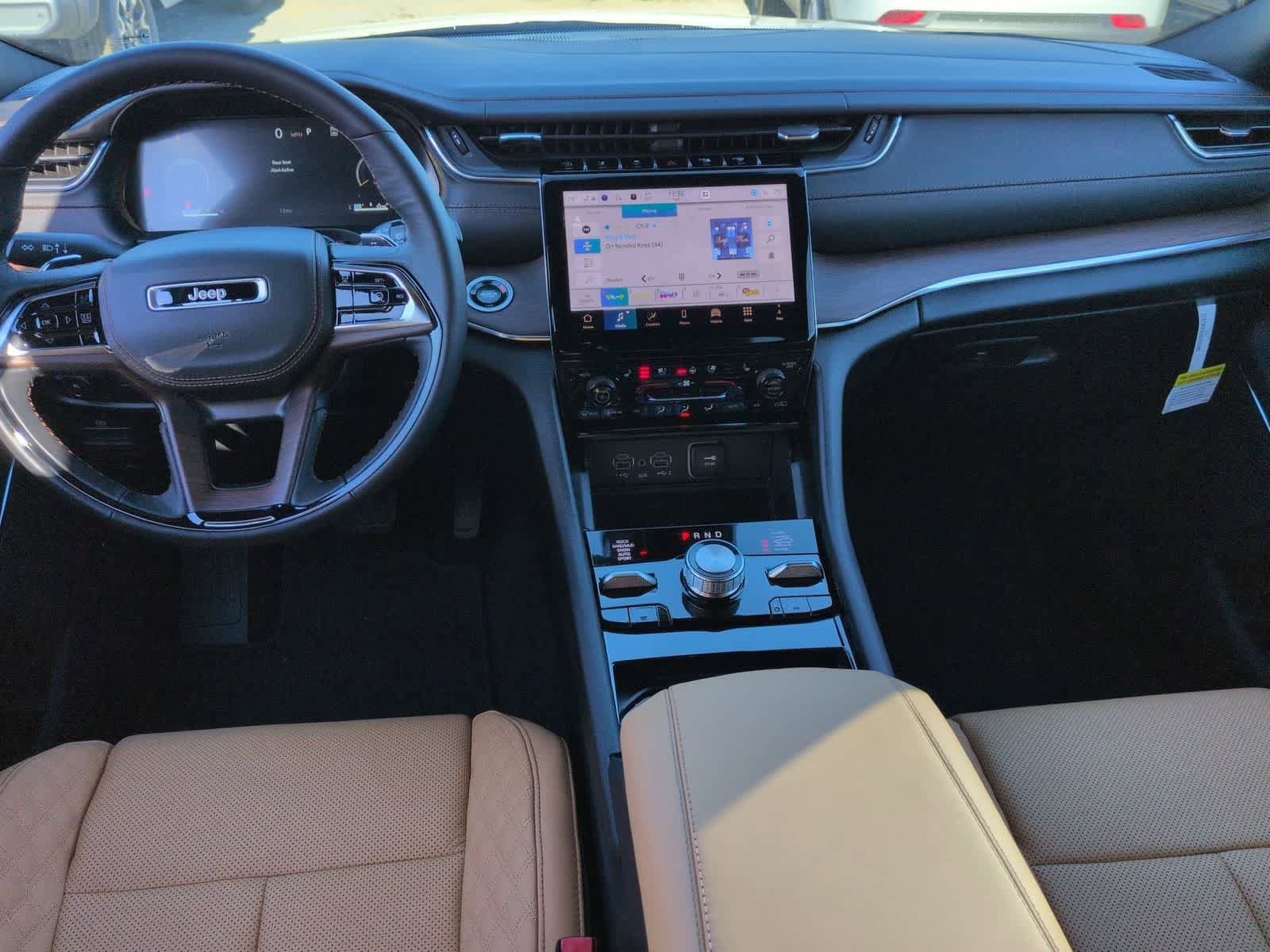 New 2025 Jeep Grand Cherokee Summit w/ Obsidian Package image 14