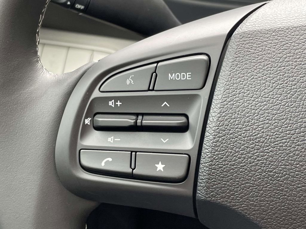 New 2026 Hyundai Venue SEL image 19