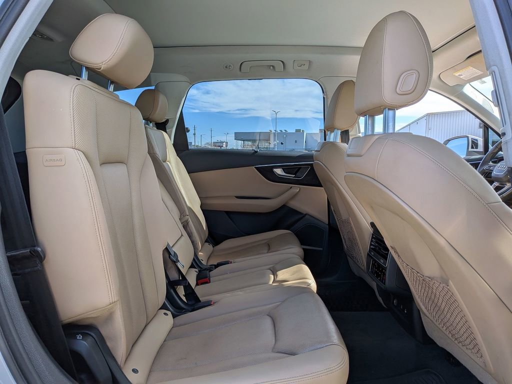Used 2022 Audi Q7 2.0T Premium Plus image 32