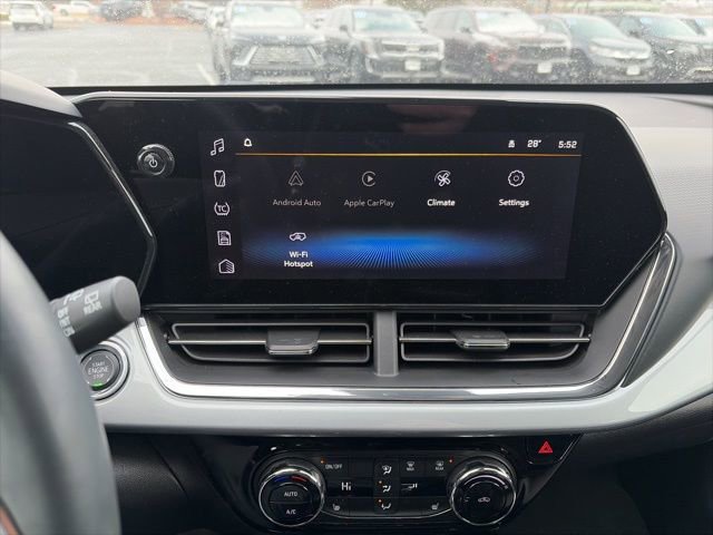 Certified 2025 Chevrolet Trax LT w/ LT Convenience Package image 15