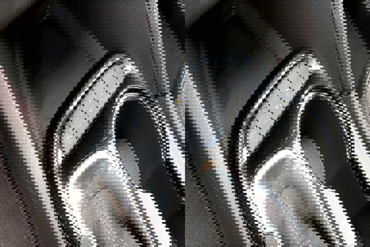 Used 2025 Buick Encore GX Preferred AWD/4WD image 34