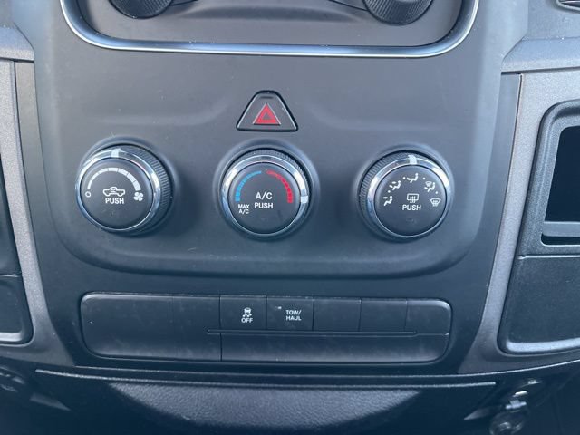 Used 2016 RAM 1500 Express RWD image 15