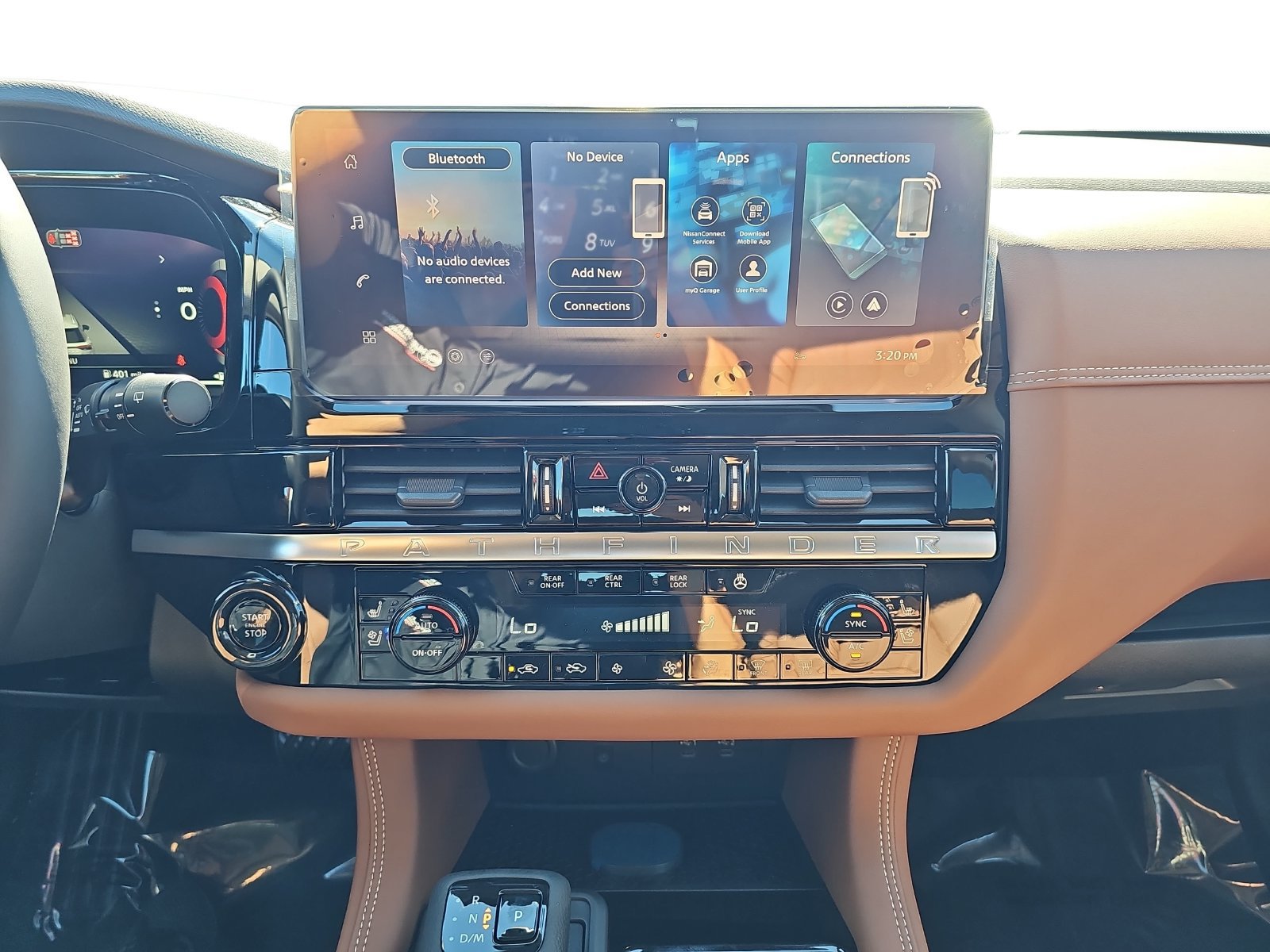 New 2026 Nissan Pathfinder Platinum FWD image 20
