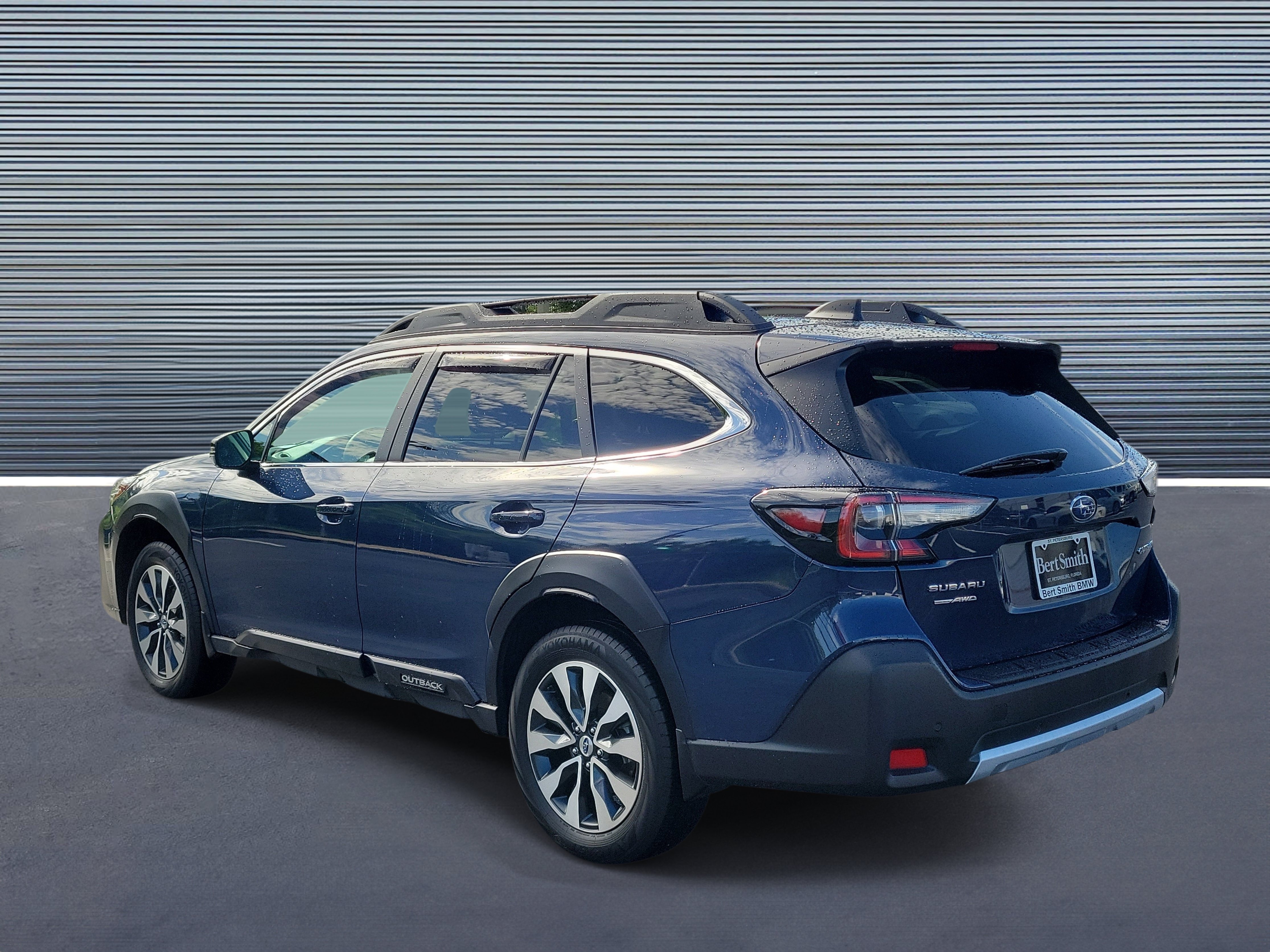 Used 2024 Subaru Outback Limited AWD/4WD image 4