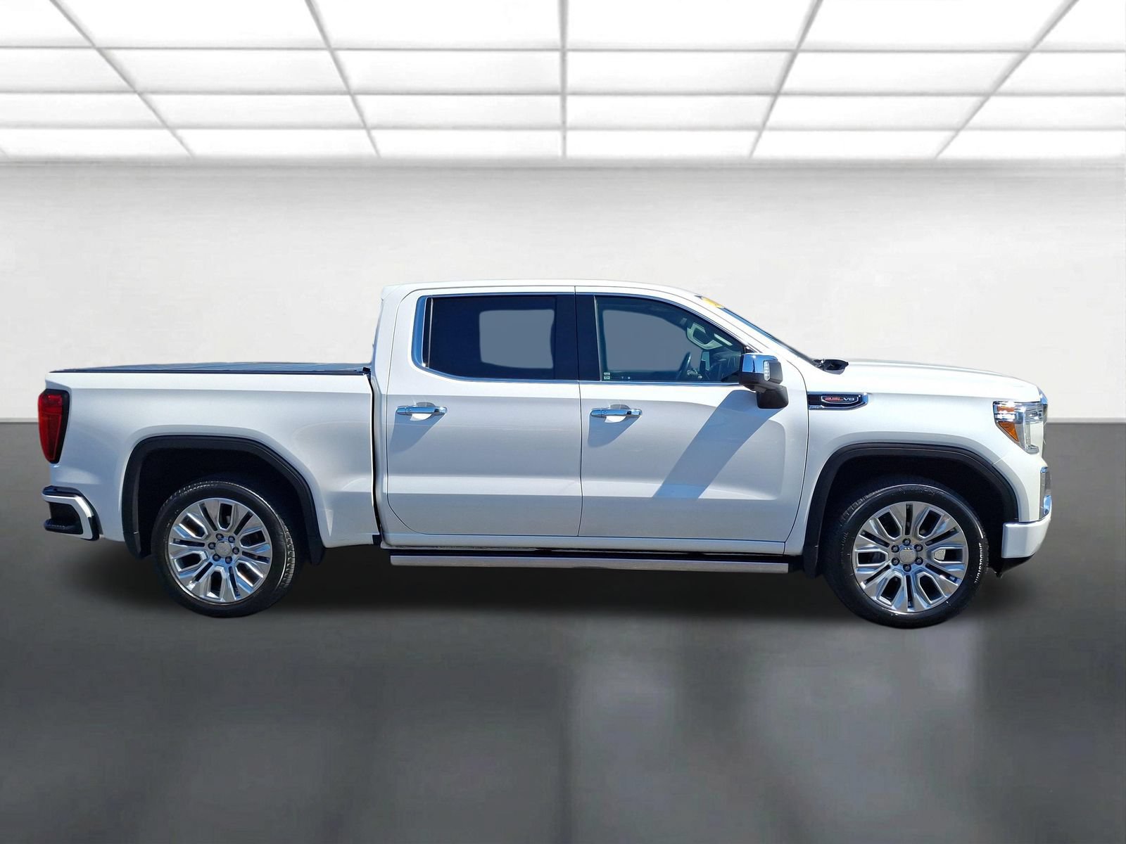 Used 2021 GMC Sierra 1500 Denali w/ Denali Ultimate Package AWD/4WD video 2