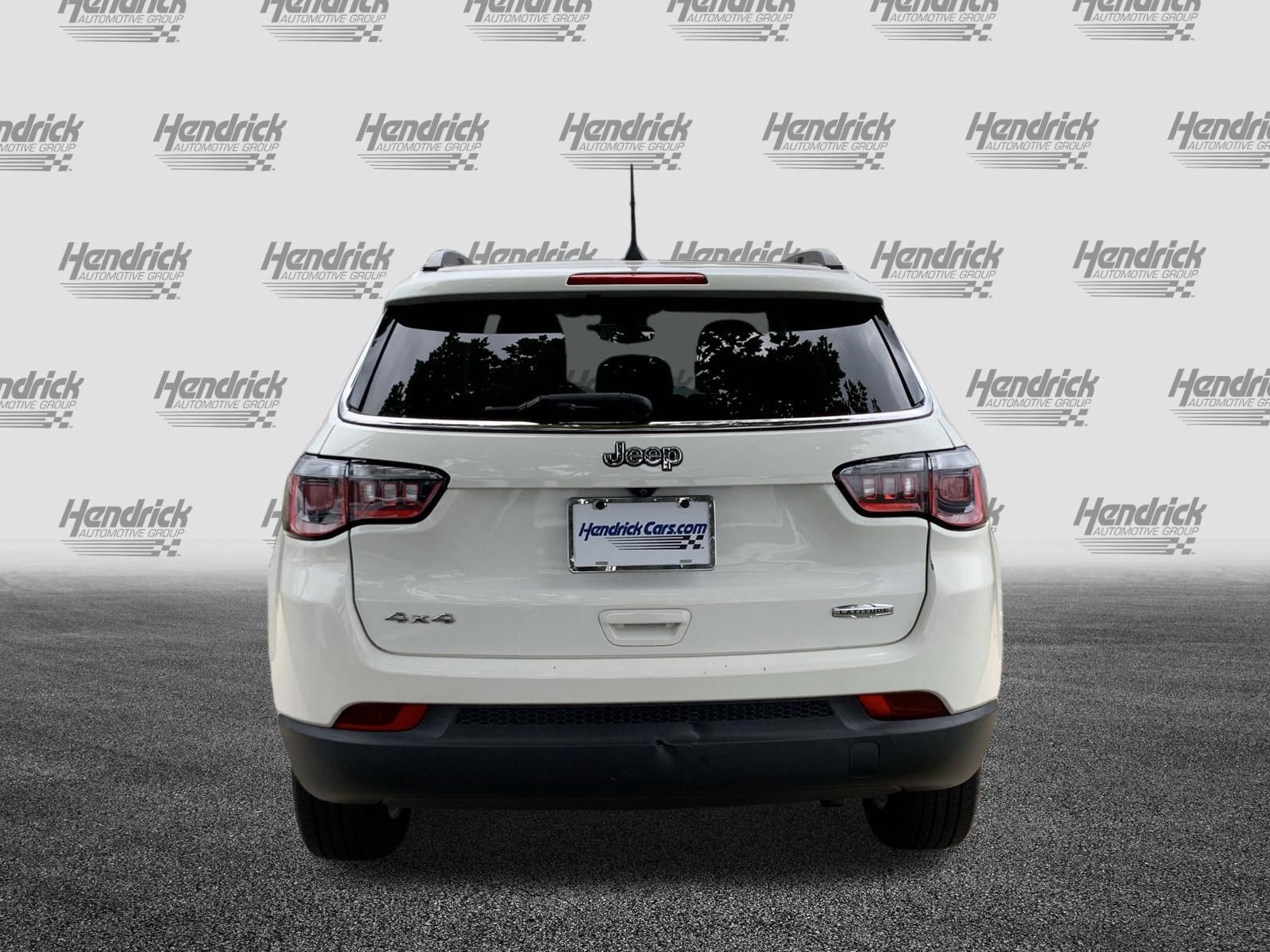 Used 2020 Jeep Compass Latitude AWD/4WD image 9