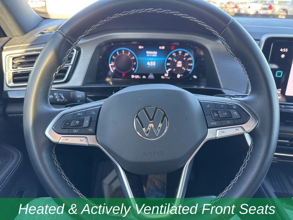 Used 2025 Volkswagen Atlas Cross Sport SE image 16