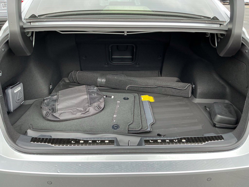 New 2026 Lexus ES 350e w/ Accessory Package (Z1) FWD image 11
