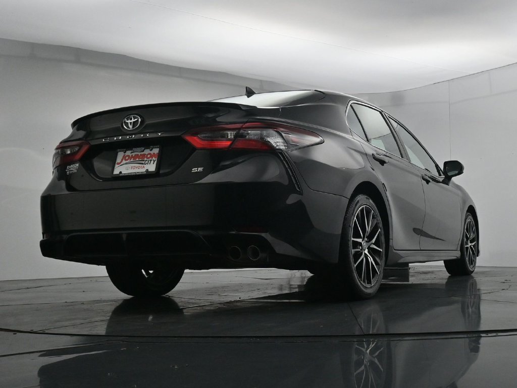 Used 2024 Toyota Camry SE FWD image 37